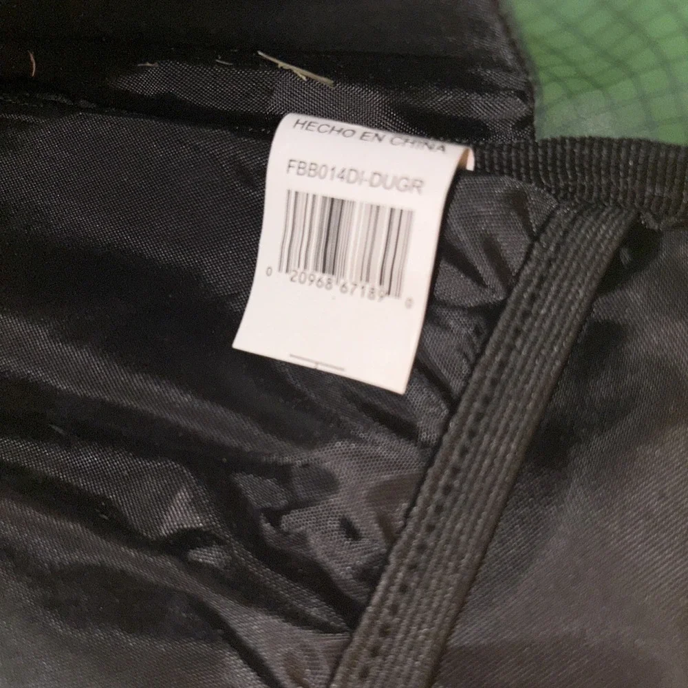 Lew's 3700 Sling Tackle Bag Fishing Tactical Green American Hero Very Good Cond.